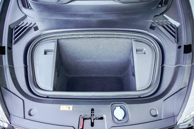 Thumbnail: 2024 Audi e-tron GT - 28