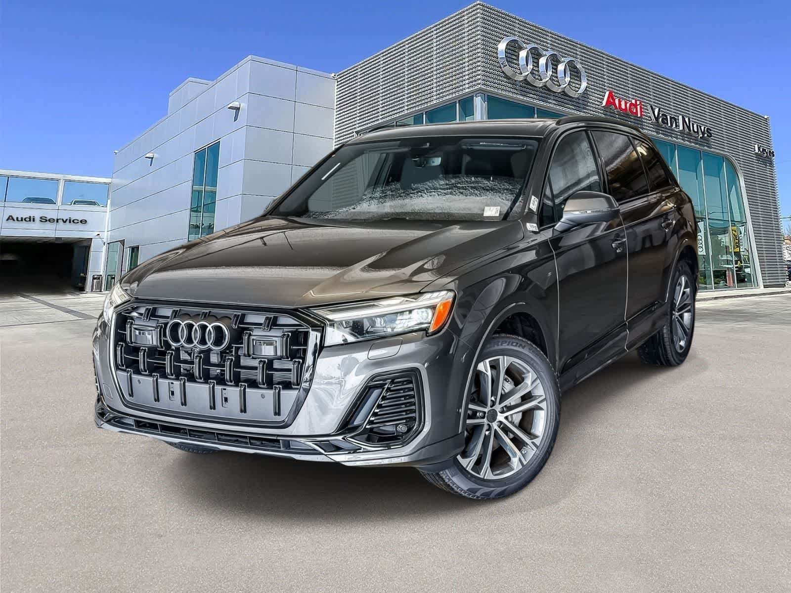 Thumbnail: 2026 Audi Q7 - 1