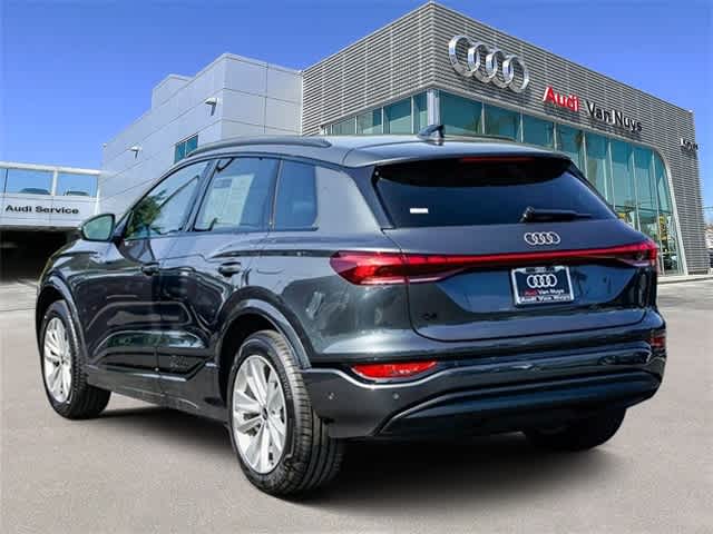 Thumbnail: 2025 Audi Q6 e-tron - 2
