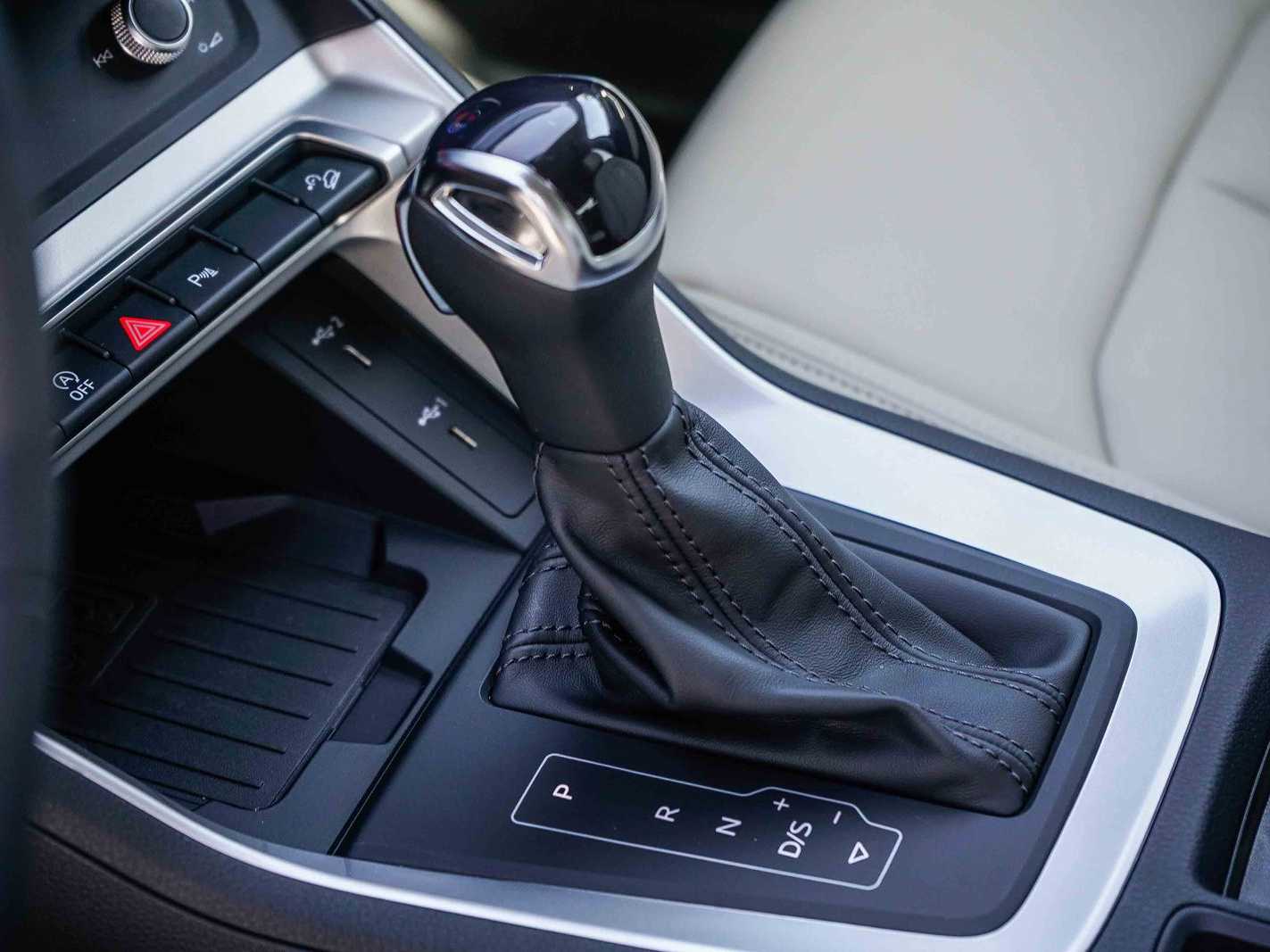 Thumbnail: 2025 Audi Q3 - 21