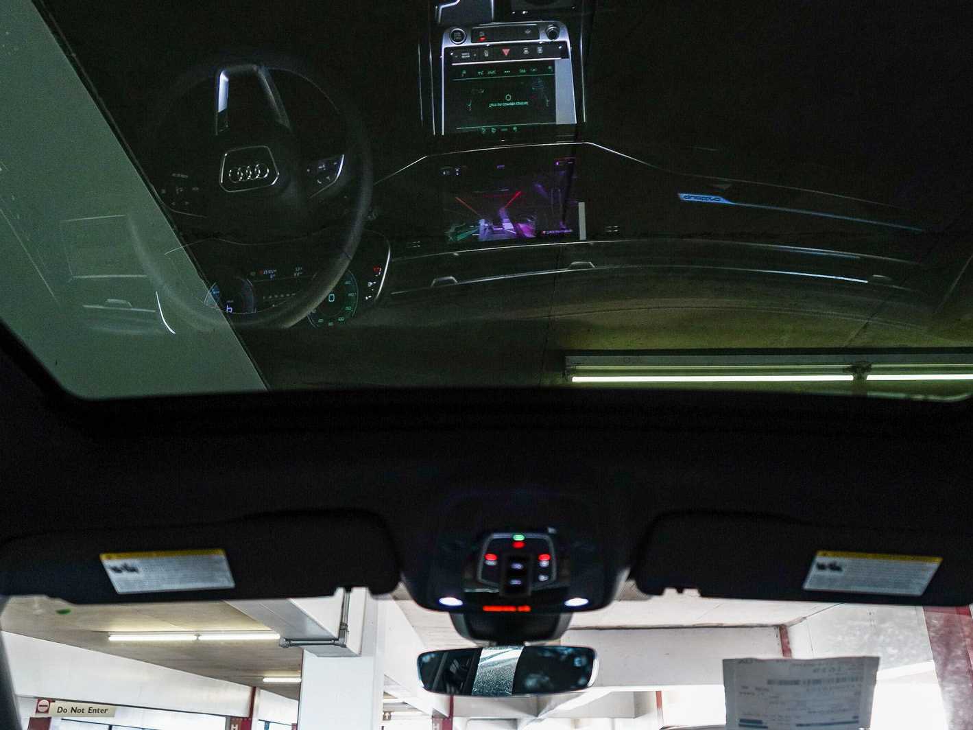 Thumbnail: 2026 Audi Q7 - 16