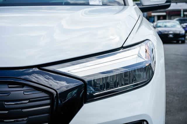 Thumbnail: 2026 Audi Q4 e-tron - 7