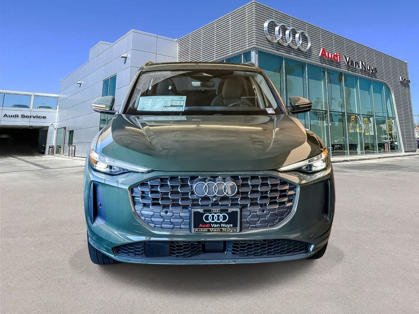 Thumbnail: 2025 Audi Q5 - 2