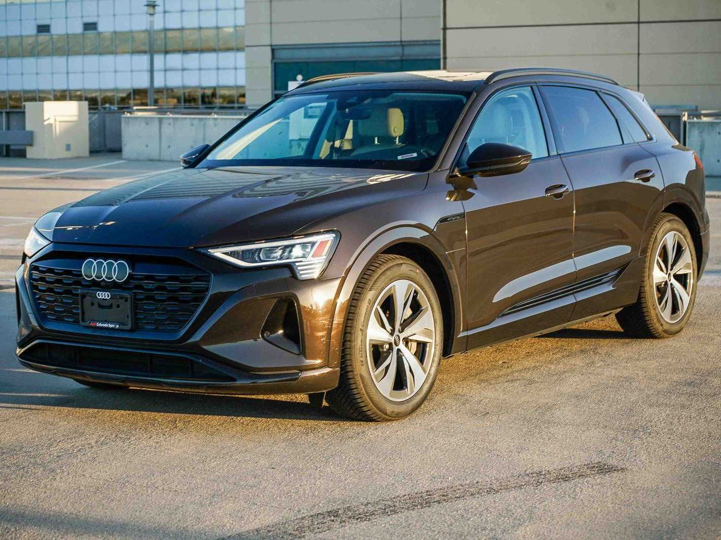 2024 Audi Q8 e-tron Premium -
                  Sherman Oaks, CA