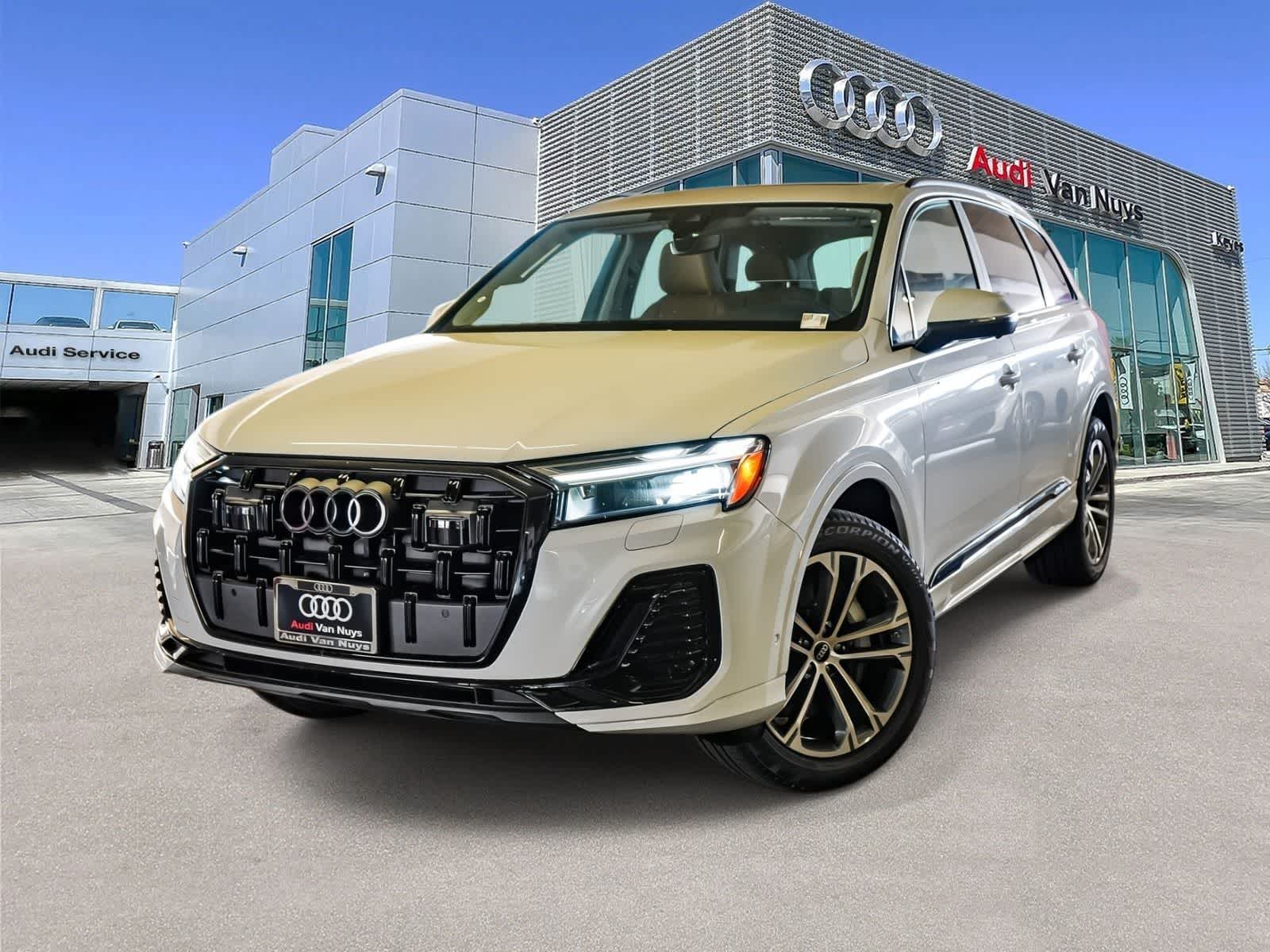Thumbnail: 2026 Audi Q7 - 1