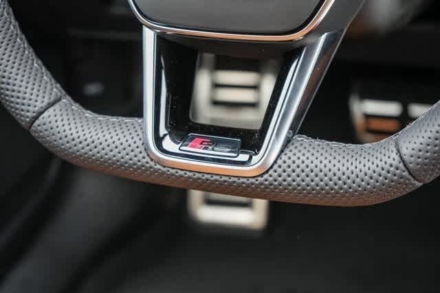 Thumbnail: 2025 Audi RS 7 - 25