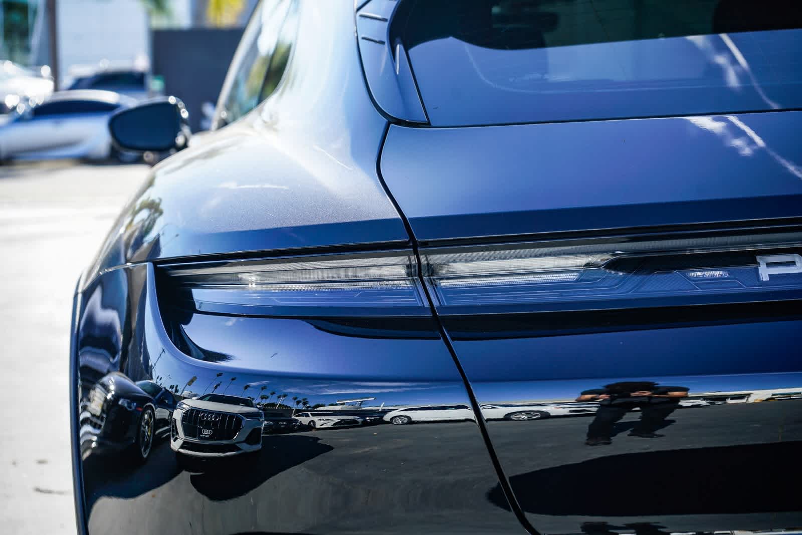 Thumbnail: 2023 Porsche Taycan - 9