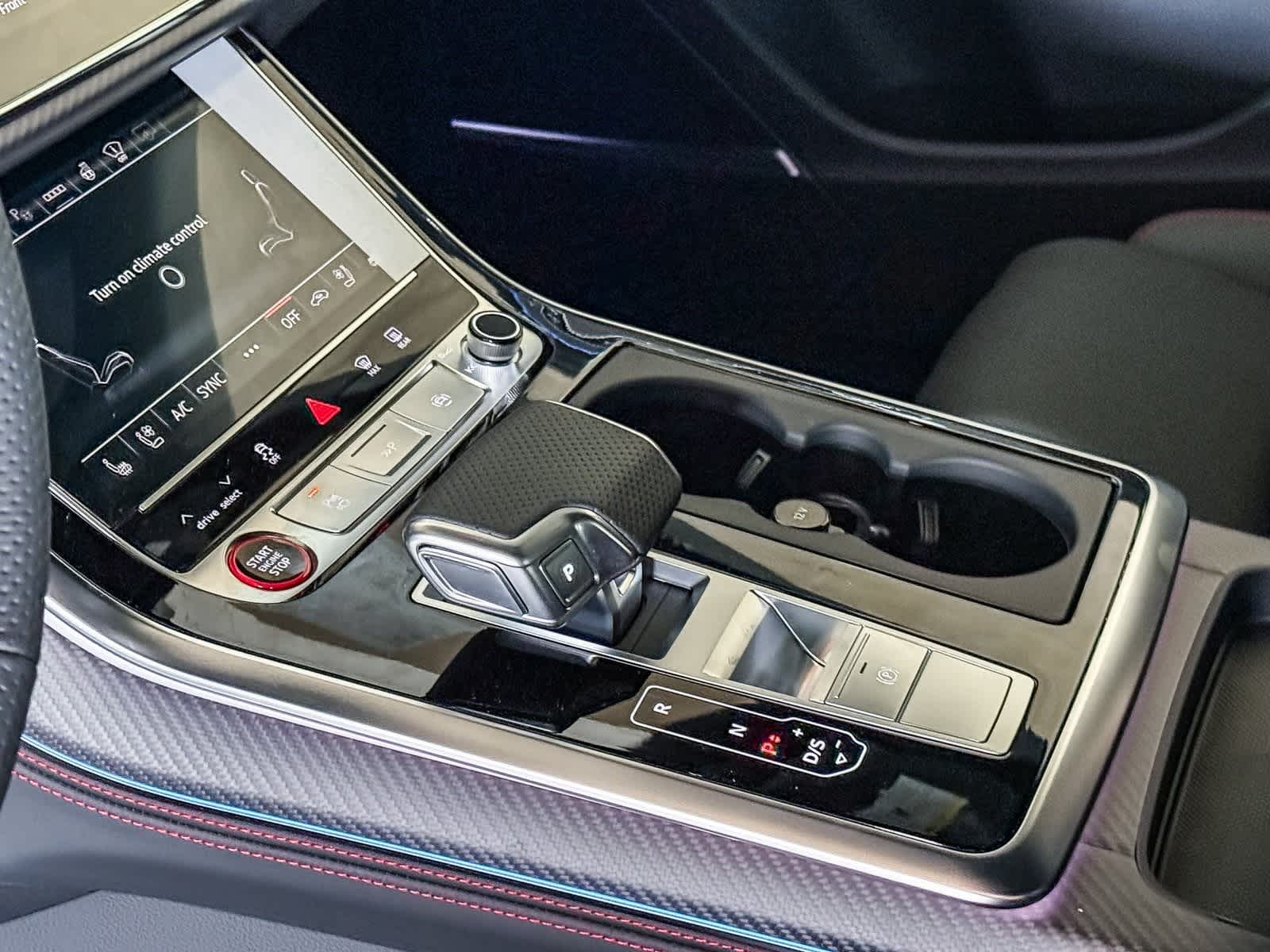 Thumbnail: 2026 Audi RS Q8 - 20