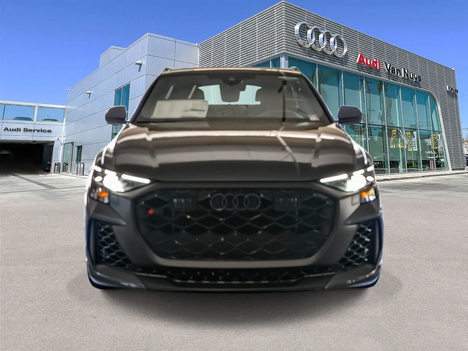 Thumbnail: 2026 Audi RS Q8 - 2