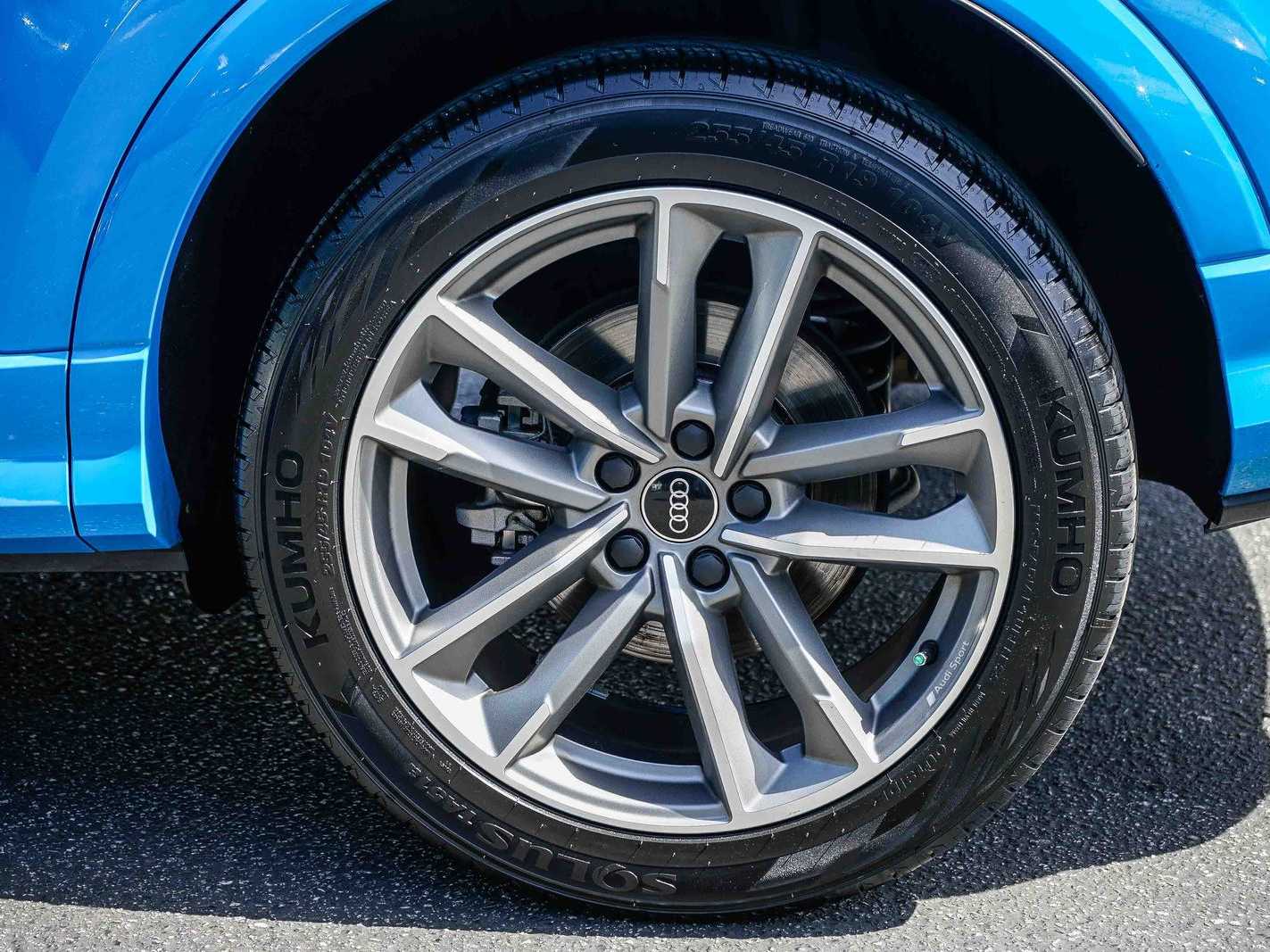 Thumbnail: 2022 Audi Q3 - 10