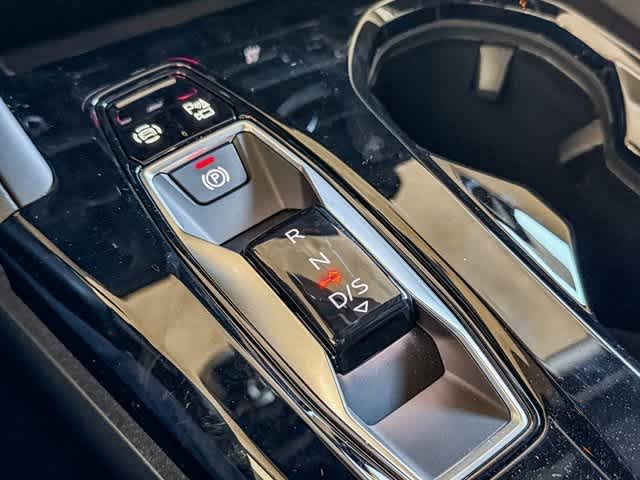 Thumbnail: 2025 Audi Q5 - 24