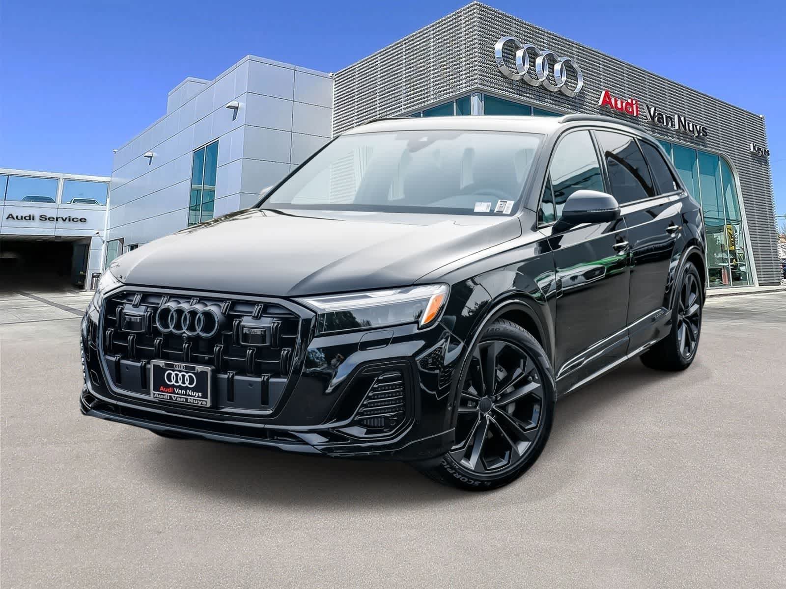 Thumbnail: 2026 Audi Q7 - 1