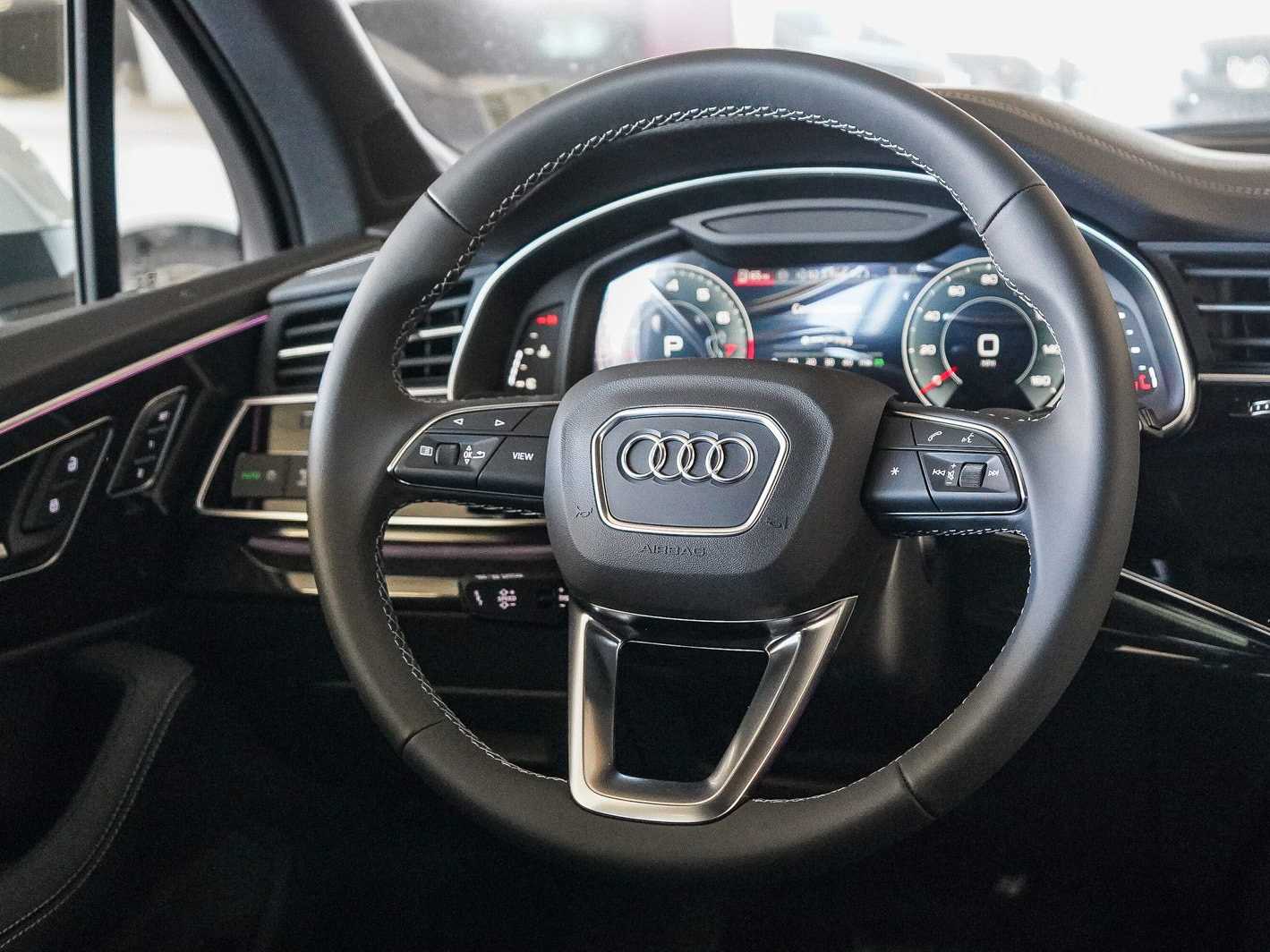 Thumbnail: 2026 Audi Q7 - 15