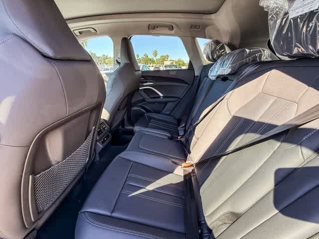 Thumbnail: 2025 Audi Q5 - 18