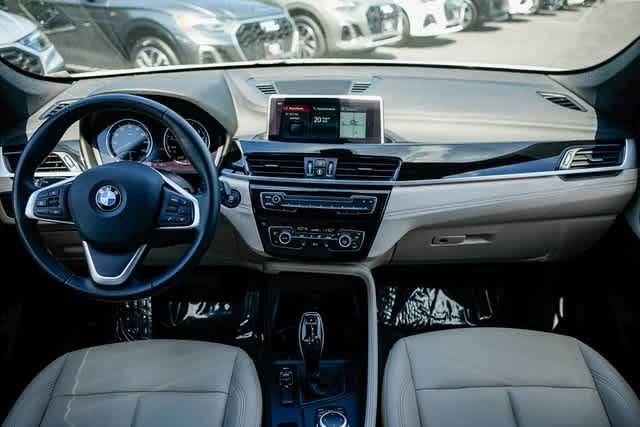 Thumbnail: 2022 BMW X1 - 12