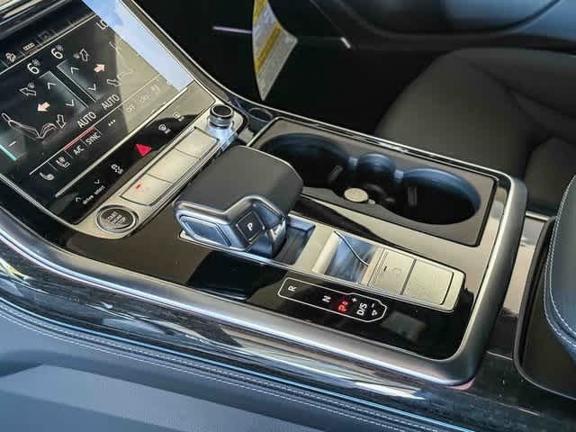 Thumbnail: 2025 Audi Q7 - 20