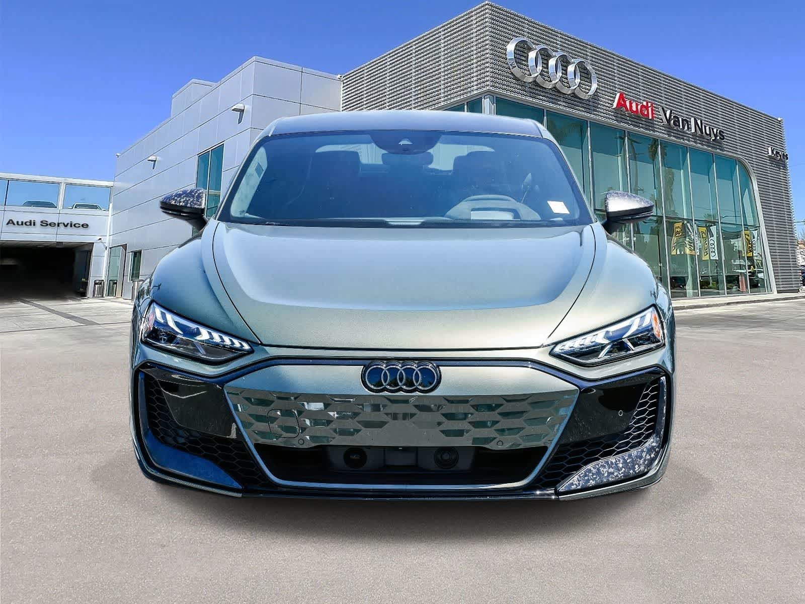 Thumbnail: 2025 Audi RS e-tron GT - 6