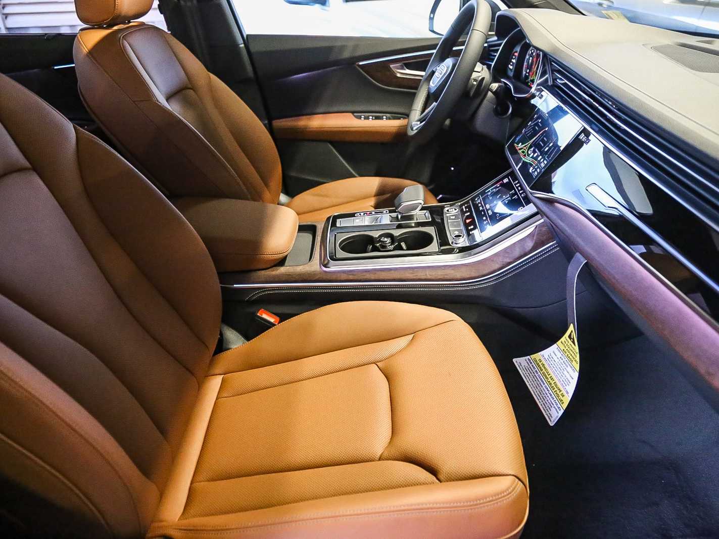 Thumbnail: 2026 Audi Q7 - 15