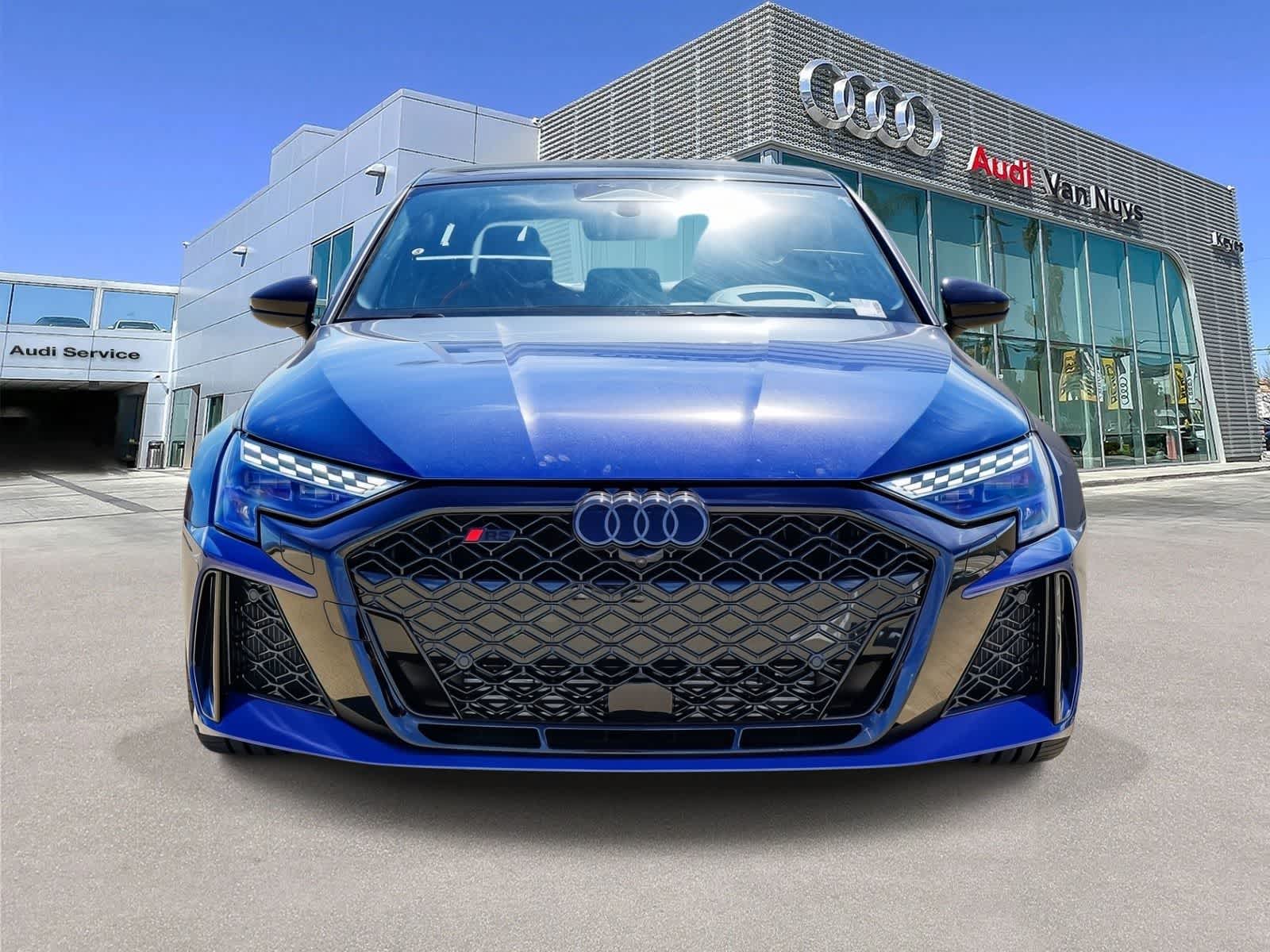 Thumbnail: 2026 Audi RS 3 - 2