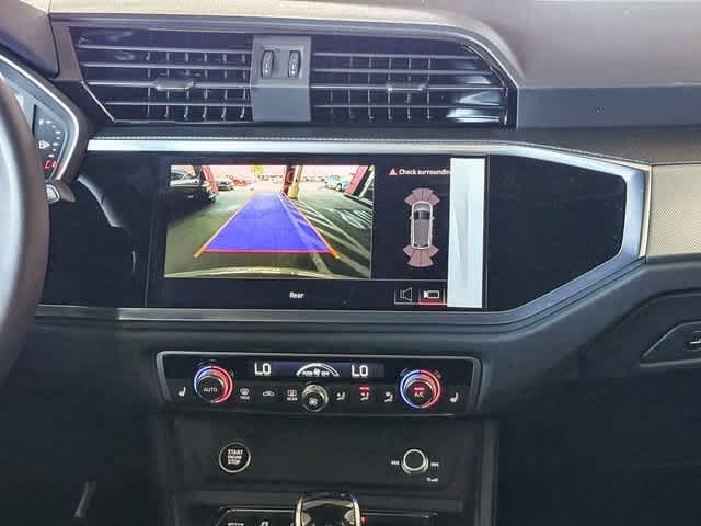 Thumbnail: 2025 Audi Q3 - 14