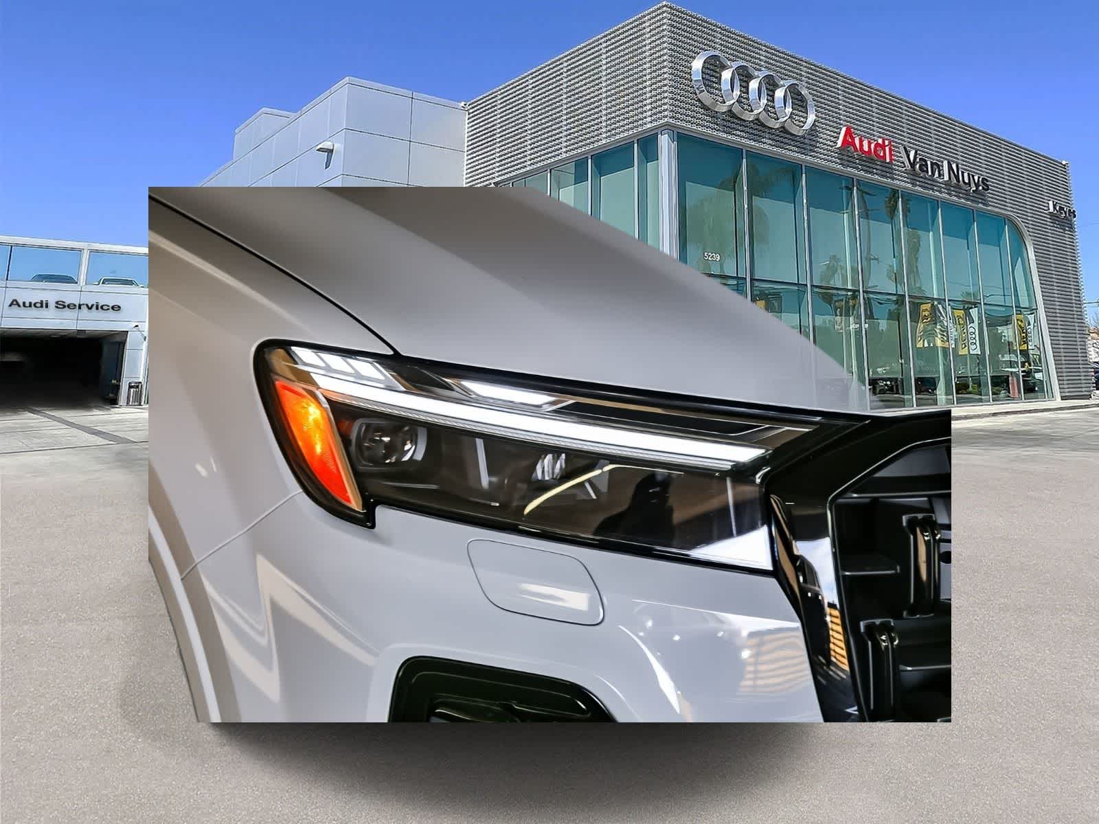 Thumbnail: 2026 Audi Q7 - 4