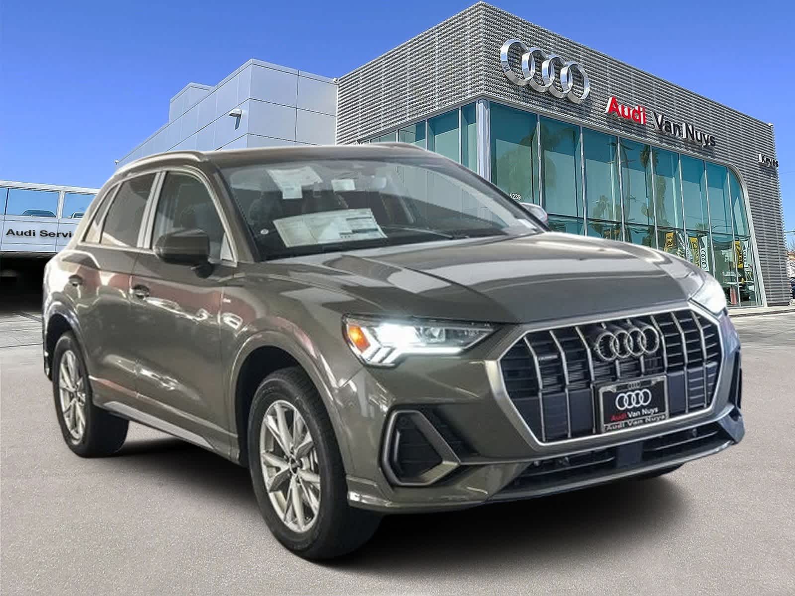 Thumbnail: 2025 Audi Q3 - 5