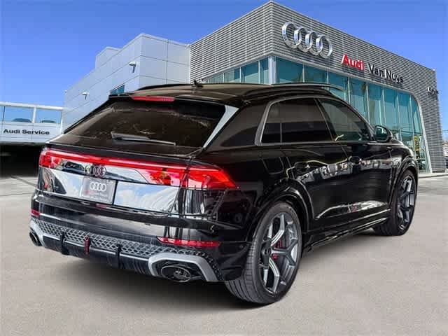 Thumbnail: 2025 Audi RS Q8 - 4