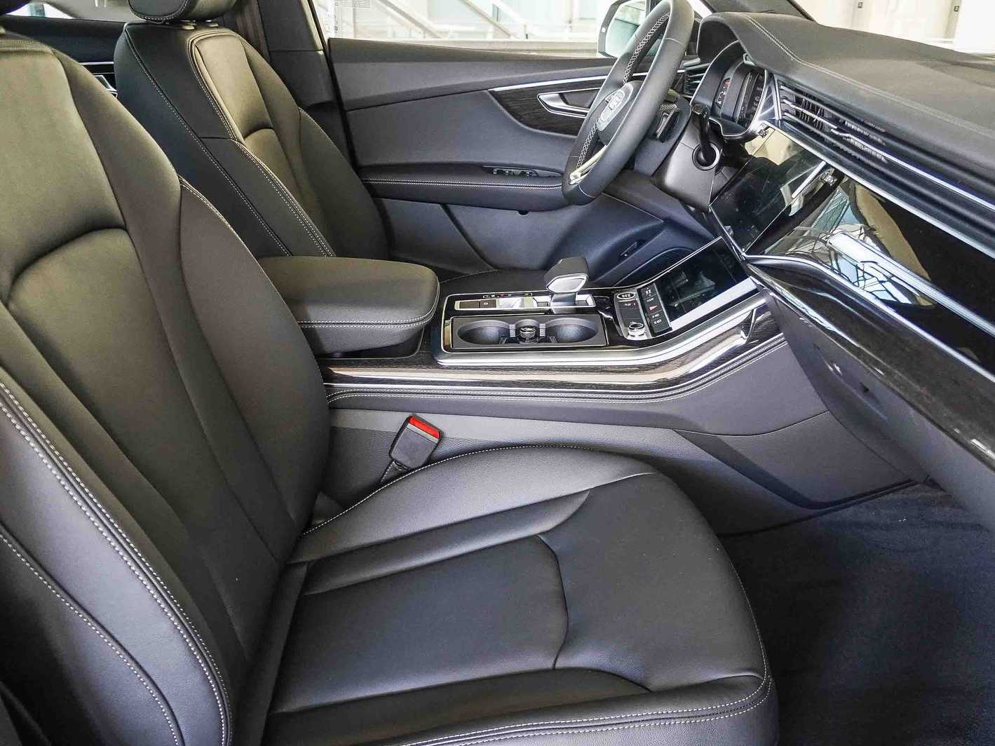 Thumbnail: 2026 Audi Q7 - 19