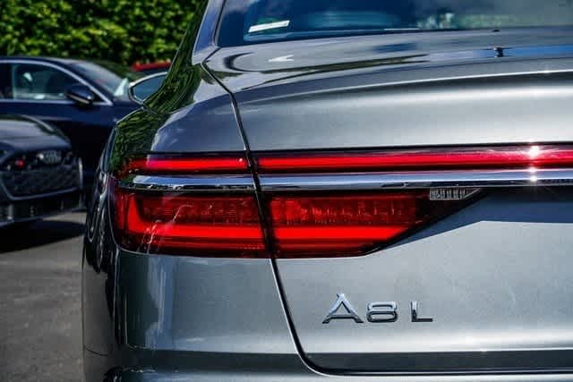 Thumbnail: 2021 Audi A8 - 9