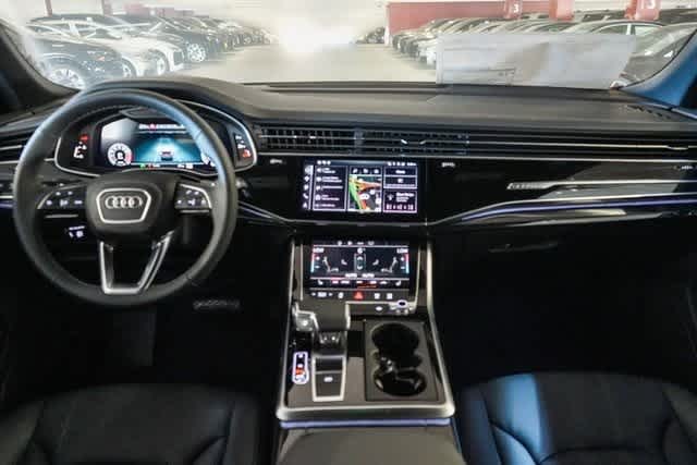 Thumbnail: 2025 Audi Q8 - 14