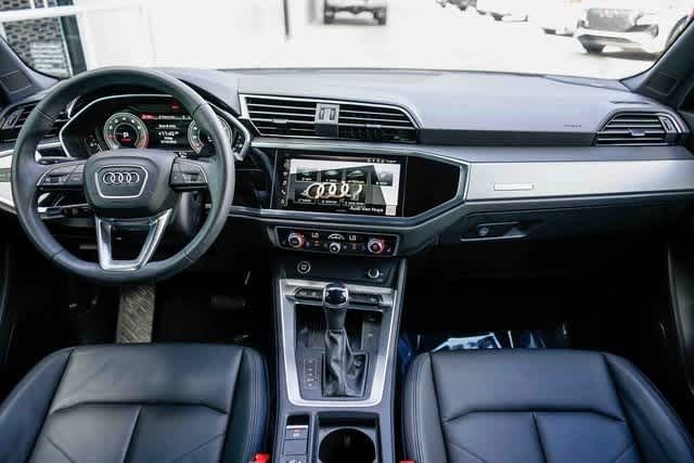 Thumbnail: 2024 Audi Q3 - 12