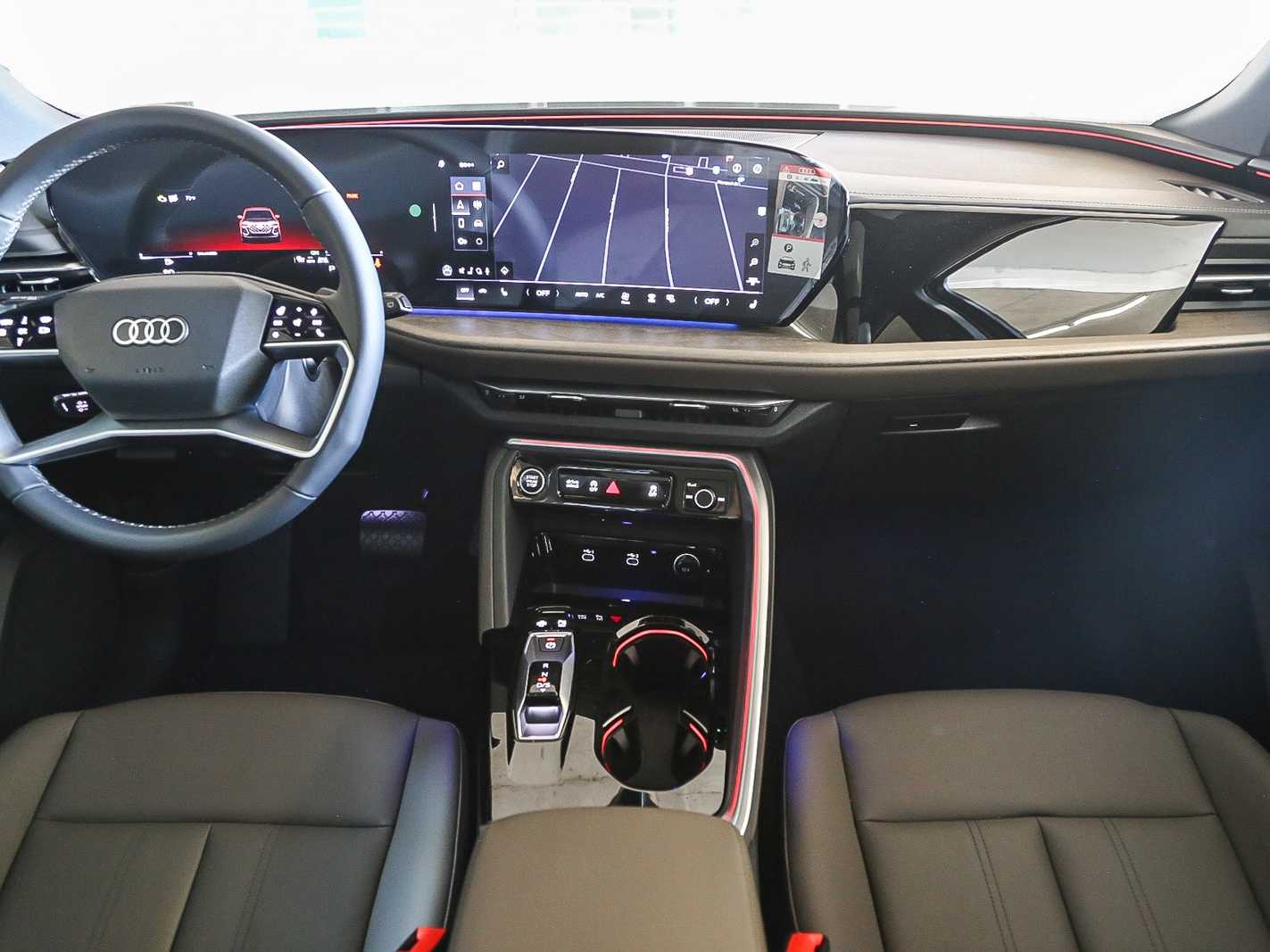 Thumbnail: 2025 Audi Q5 - 12