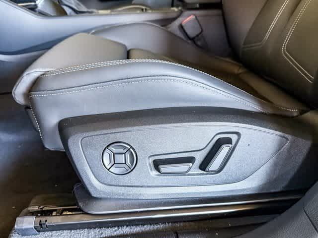 Thumbnail: 2025 Audi Q3 - 21