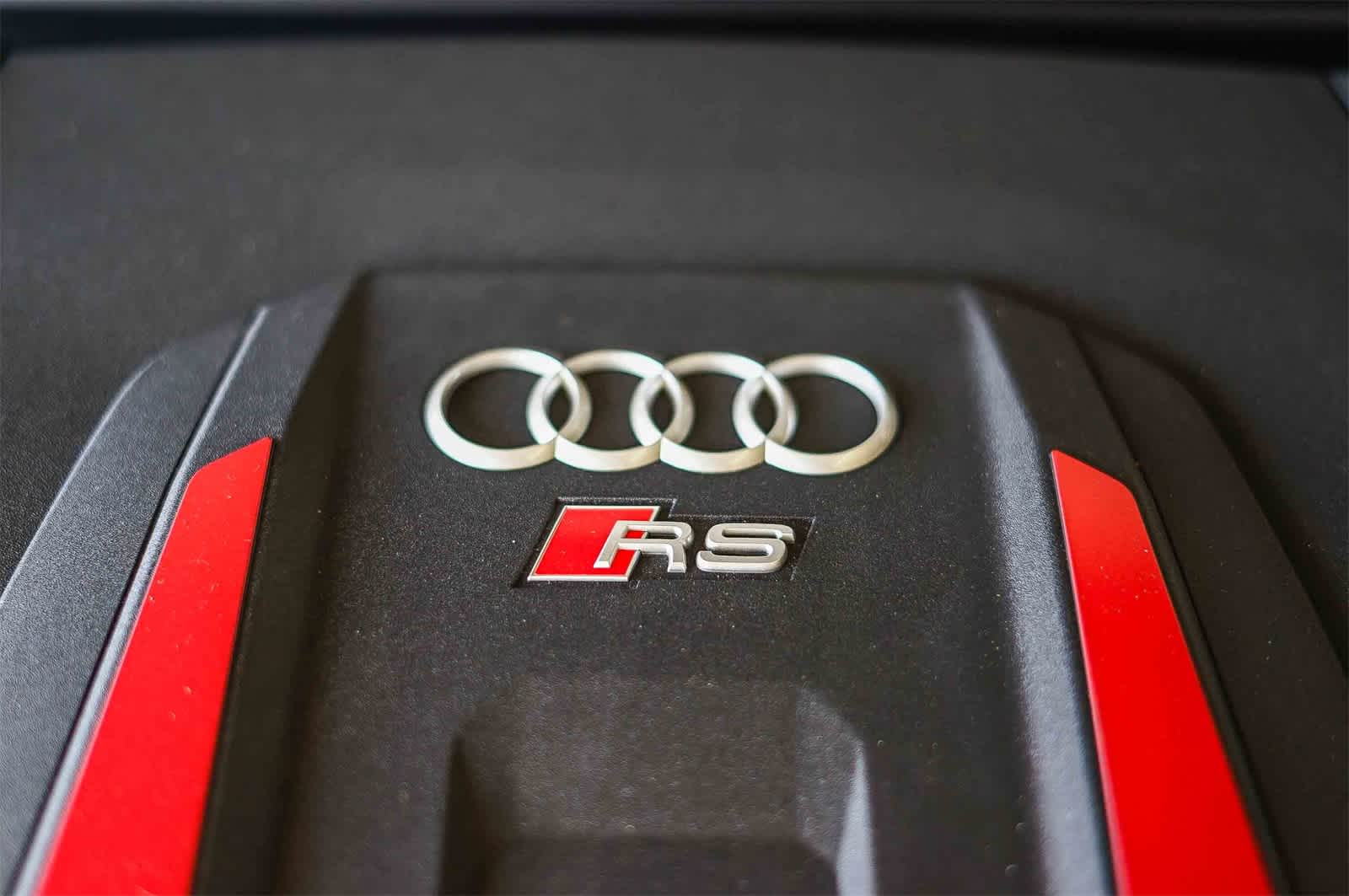 Thumbnail: 2025 Audi RS Q8 - 29