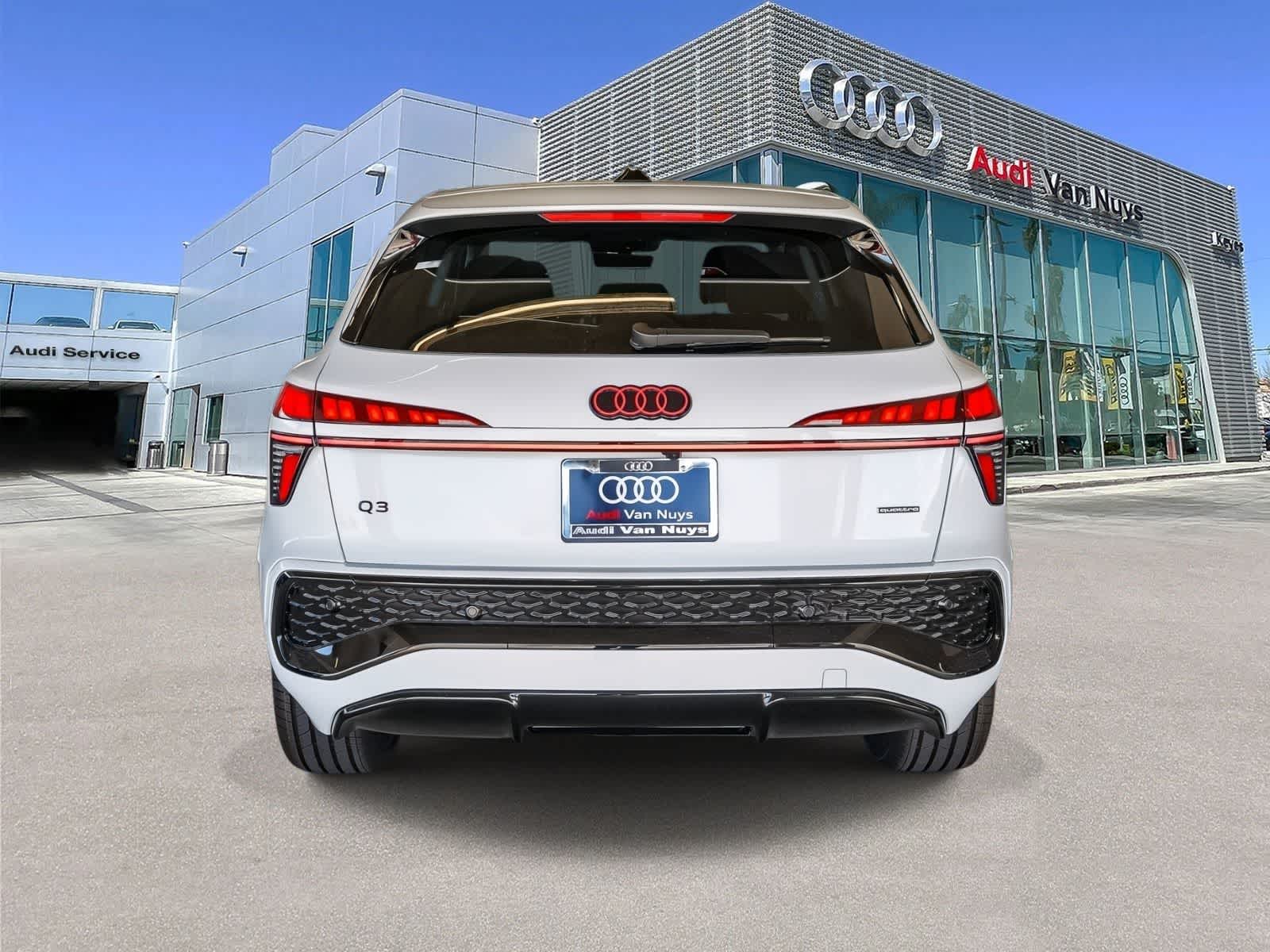 Thumbnail: 2026 Audi Q3 - 5