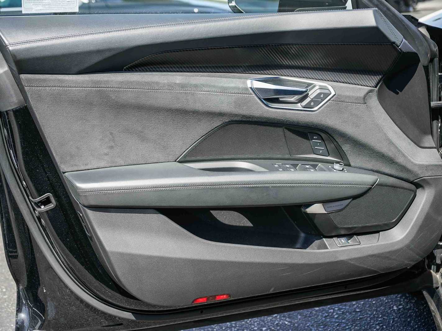 Thumbnail: 2022 Audi e-tron GT - 19