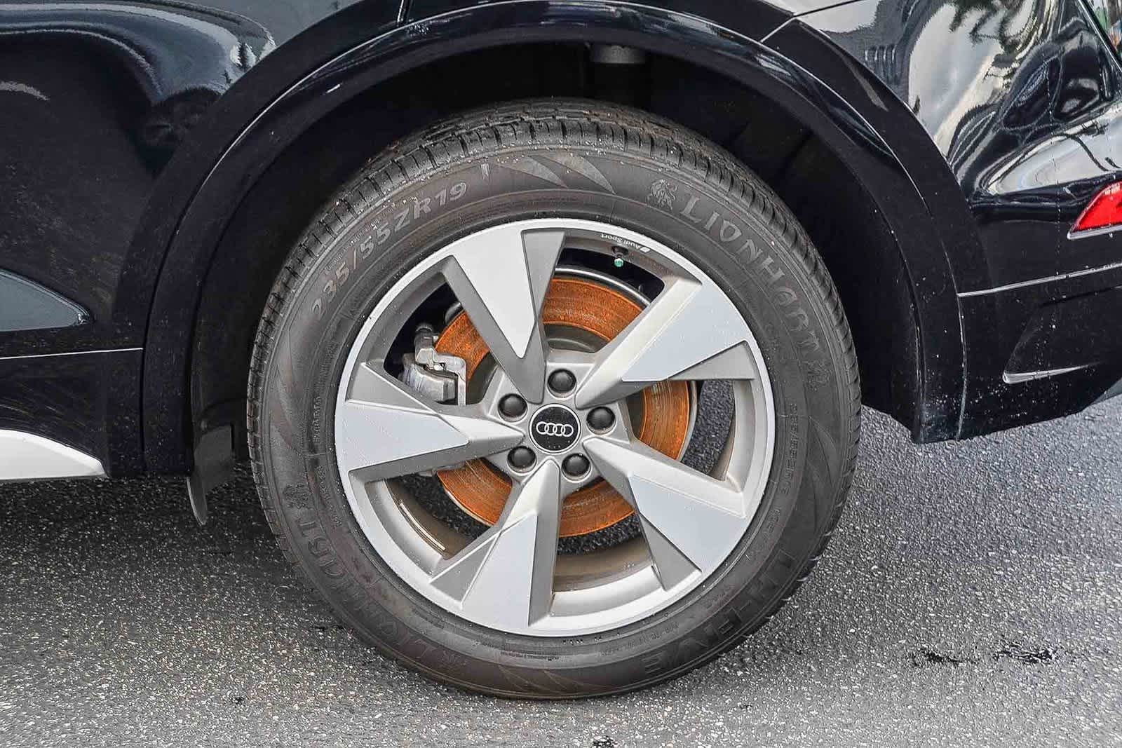 Thumbnail: 2023 Audi Q5 - 11