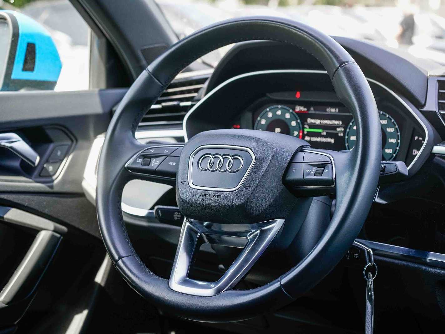 Thumbnail: 2022 Audi Q3 - 15