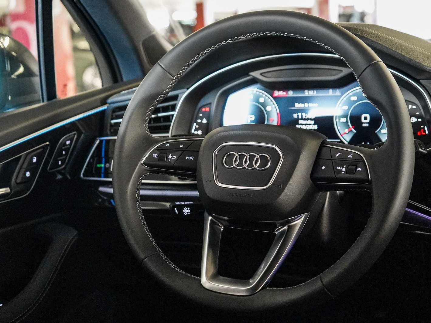 Thumbnail: 2026 Audi Q7 - 15