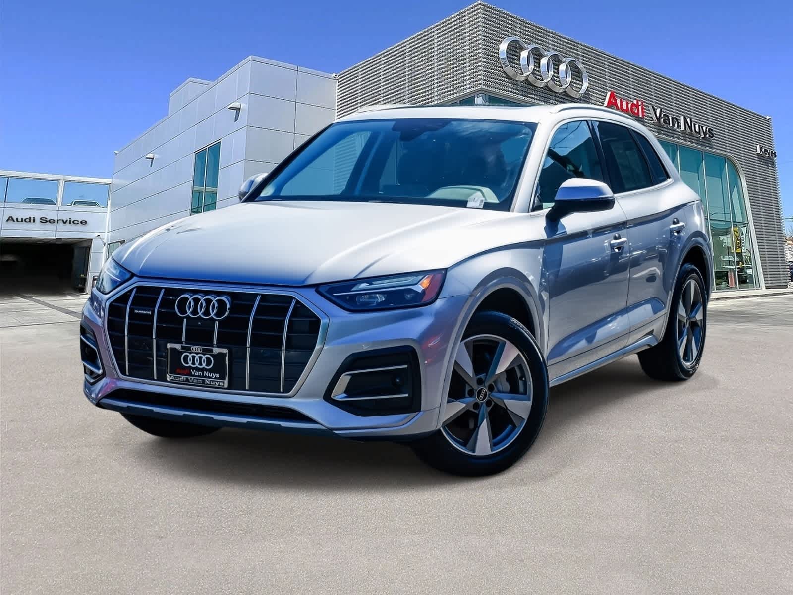 Thumbnail: 2023 Audi Q5 - 1