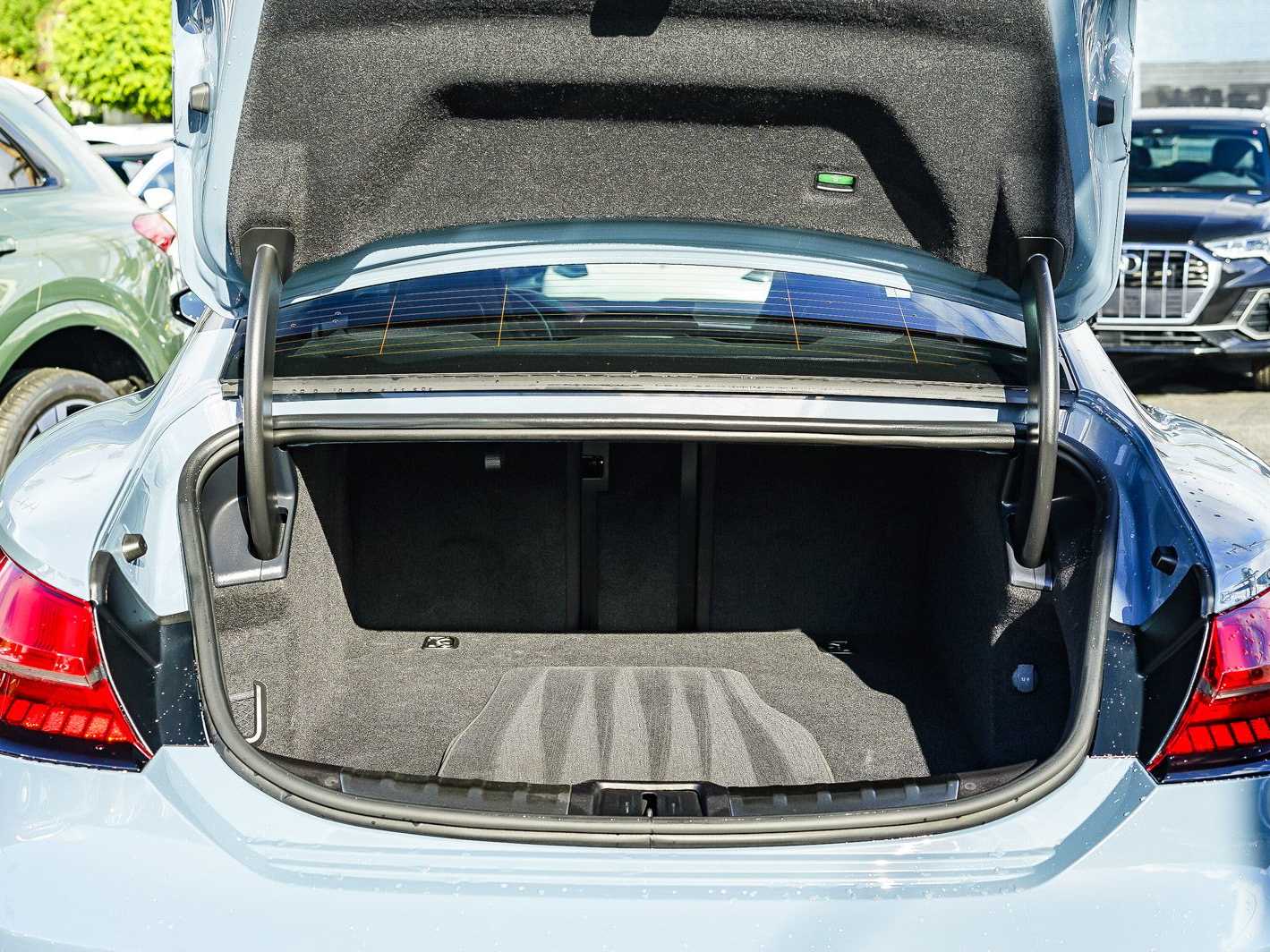 Thumbnail: 2024 Audi RS e-tron GT - 30