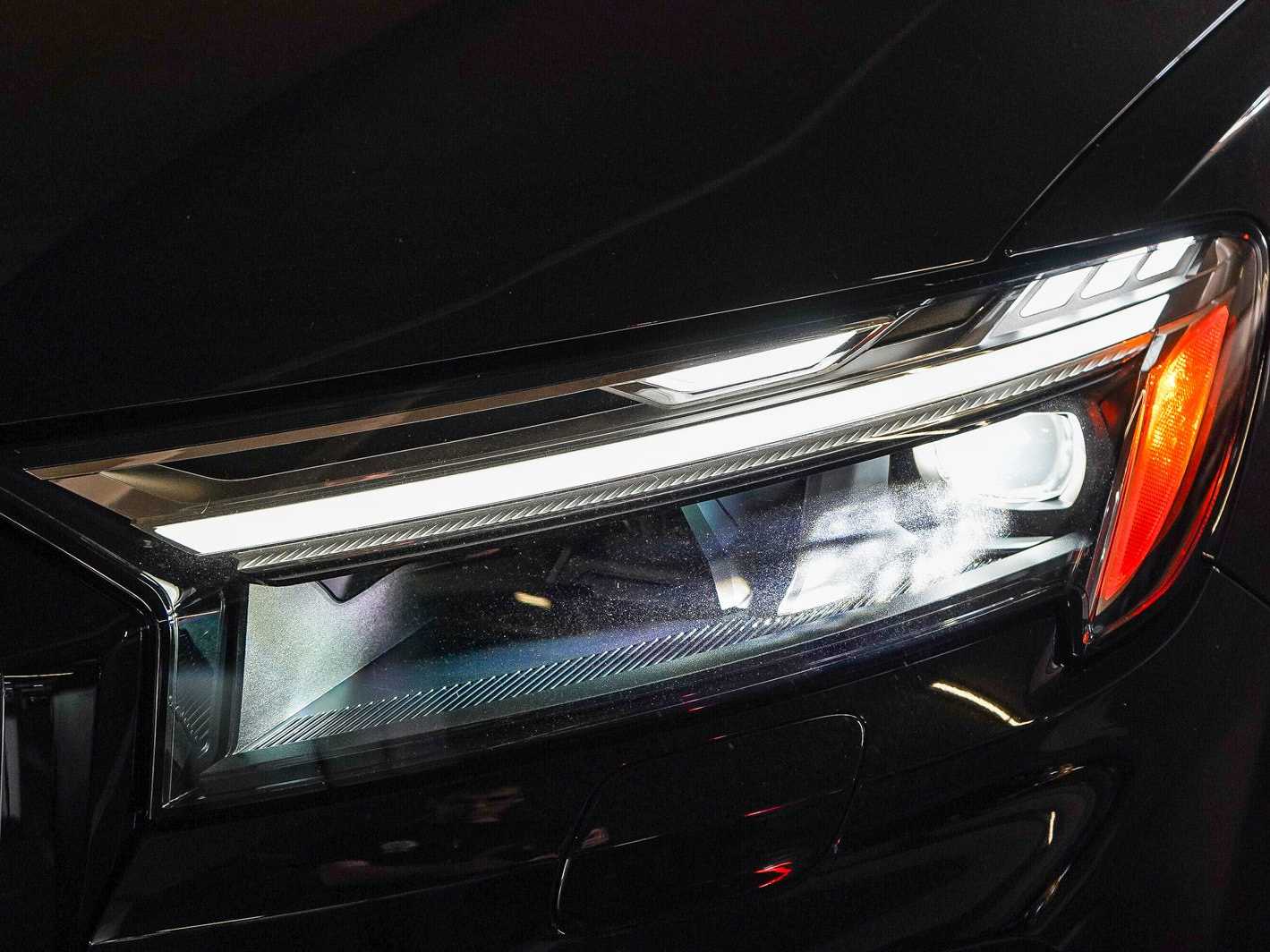 Thumbnail: 2026 Audi SQ7 - 10
