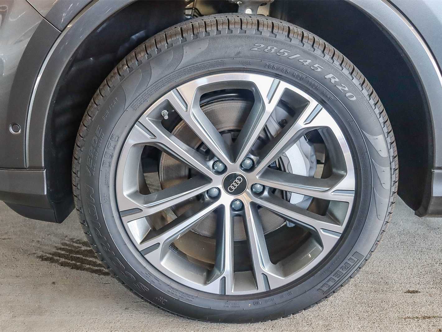 Thumbnail: 2026 Audi Q7 - 9