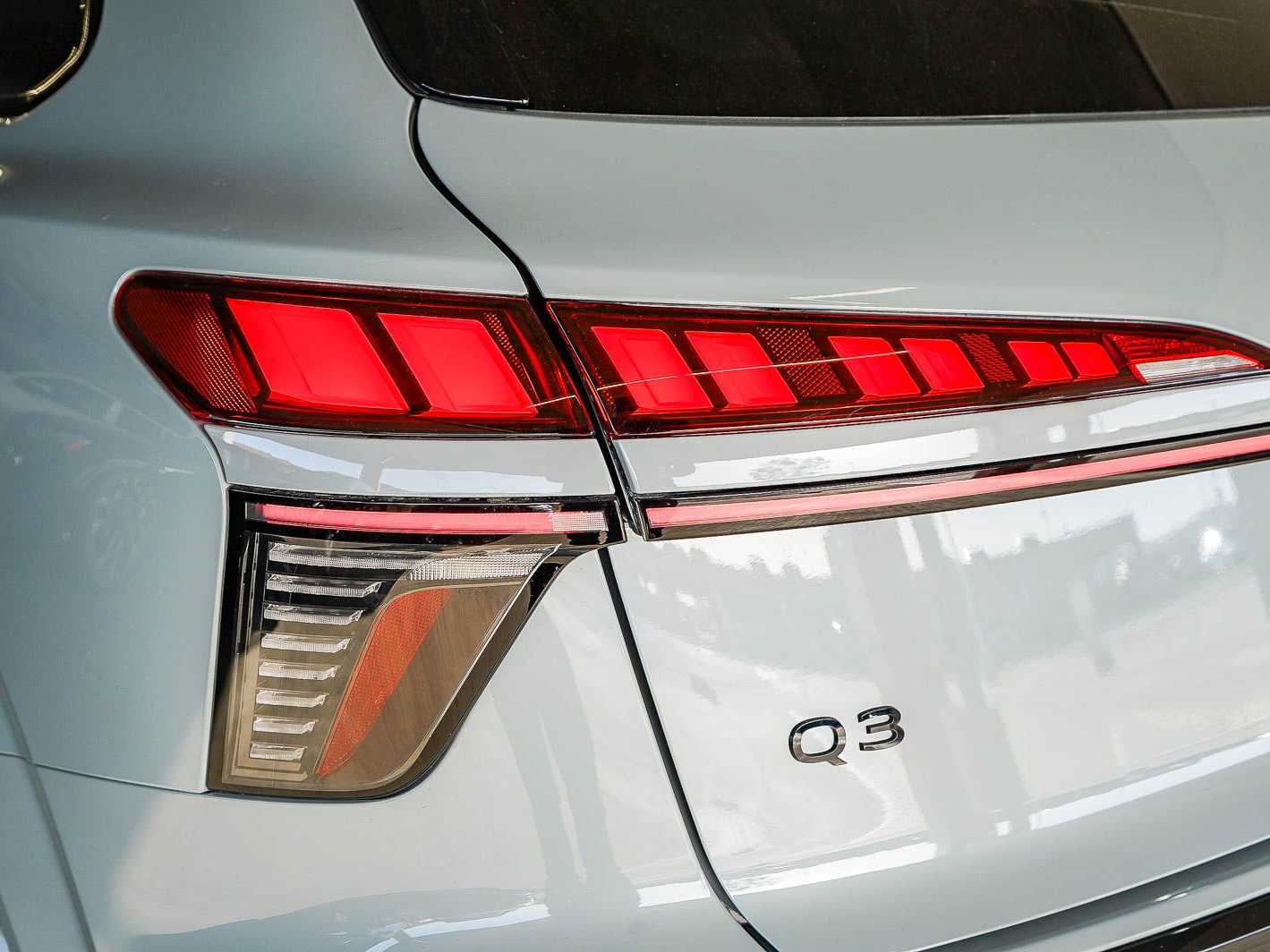 Thumbnail: 2026 Audi Q3 - 7