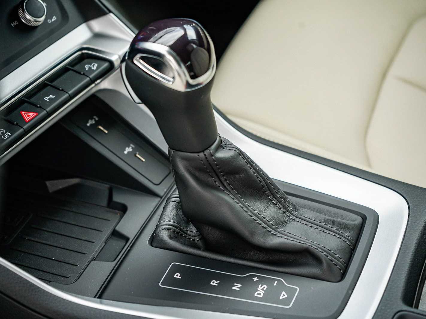 Thumbnail: 2025 Audi Q3 - 21