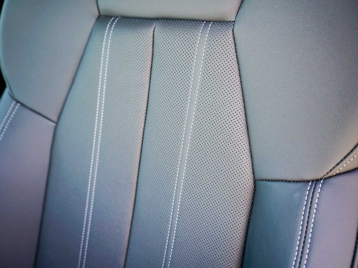 Thumbnail: 2025 Audi Q5 - 26