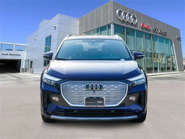 Thumbnail: 2023 Audi Q4 e-tron - 6