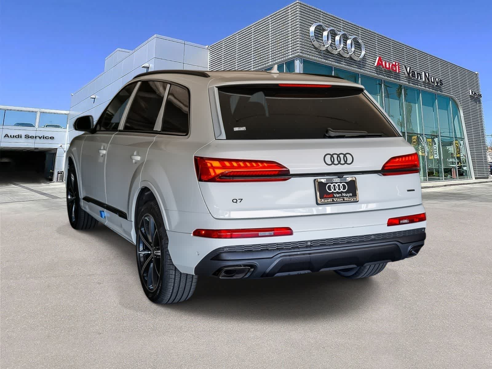 Thumbnail: 2026 Audi Q7 - 6