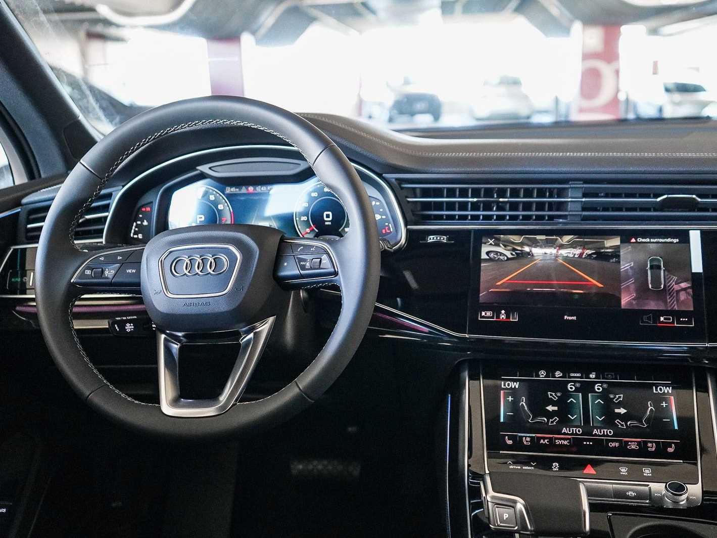 Thumbnail: 2026 Audi Q7 - 13