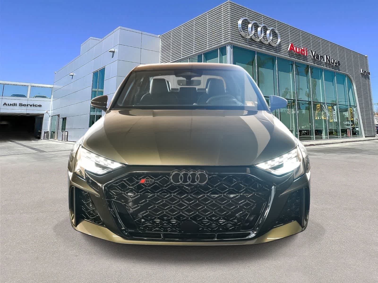 Thumbnail: 2026 Audi RS 3 - 2